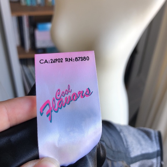 Burton Vest - Picture 9 of 12